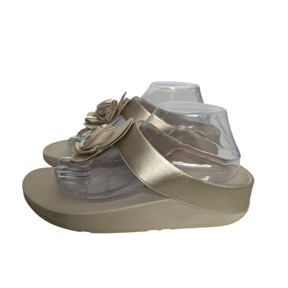 FitFlop Florrie Toe-Post Comfort Wedge Sandal in Pale Gold Women’s Size 10 - Picture 3 of 10